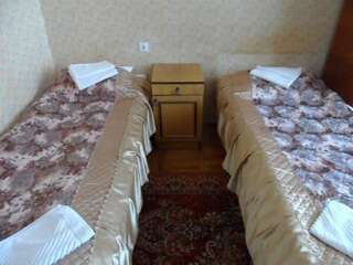 Гостиница Губернский Мурманск Двухместный номер с 2 отдельными кроватями-2